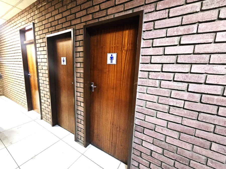 To Let Commercial Property for Rent in Rustenburg Rural North West